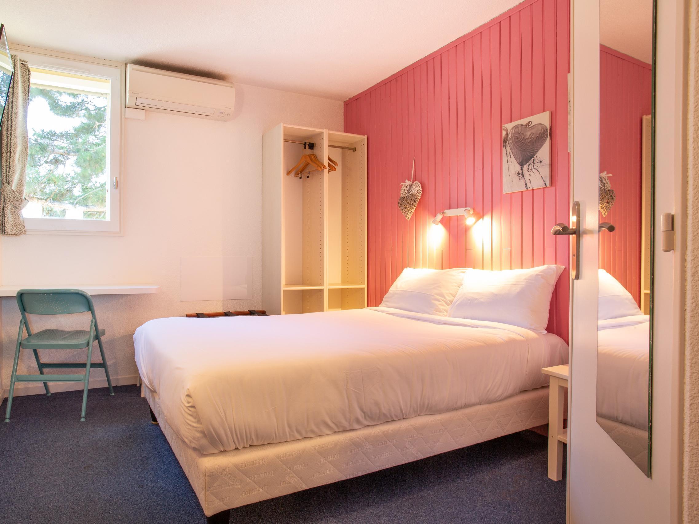 Logis Hotel- Hotel Restaurant Le Rialto Le Sequestre Zewnętrze zdjęcie
