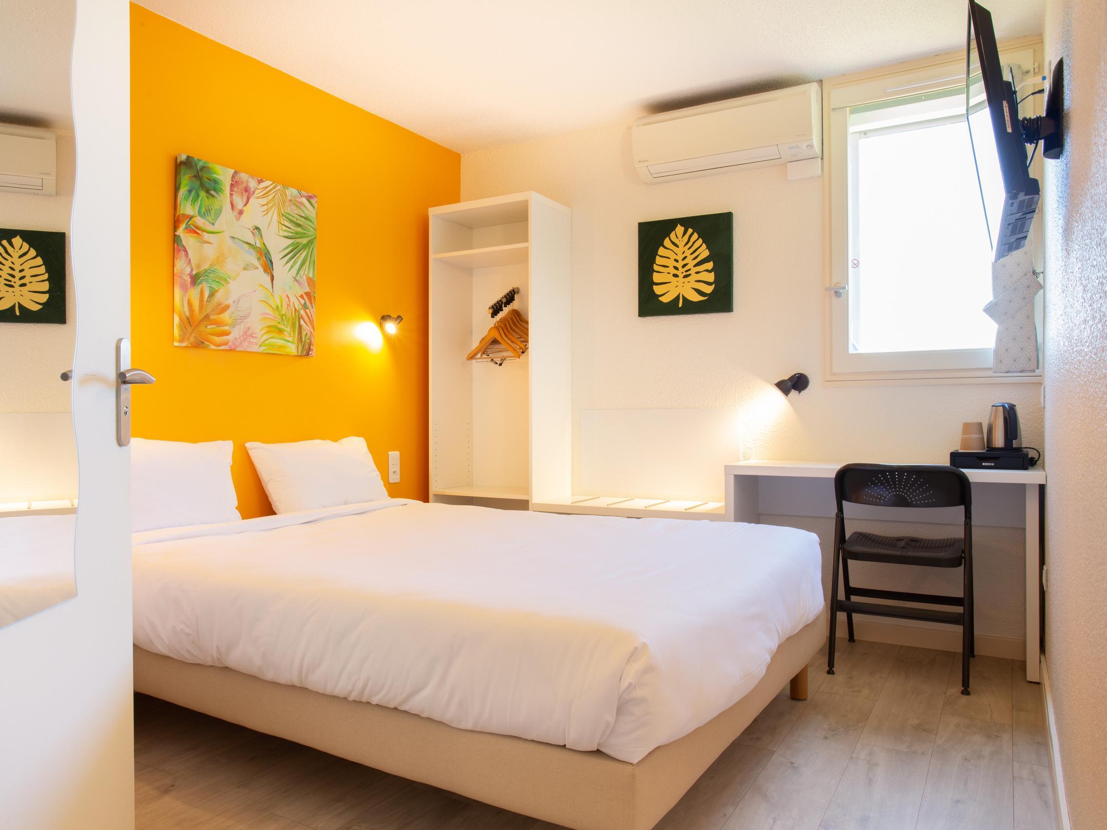 Logis Hotel- Hotel Restaurant Le Rialto Le Sequestre Zewnętrze zdjęcie