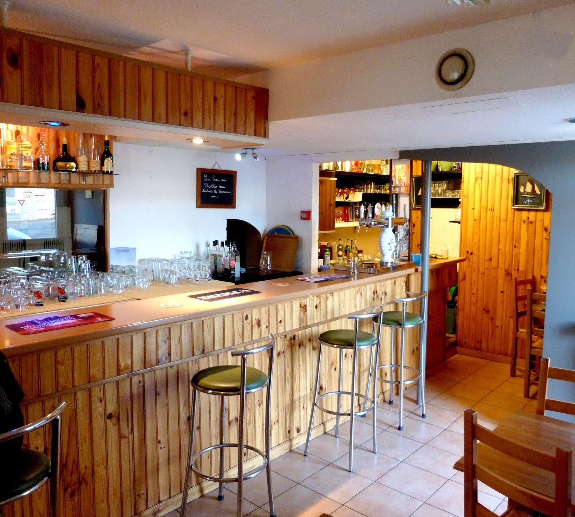 Logis Hotel- Hotel Restaurant Le Rialto Le Sequestre Zewnętrze zdjęcie