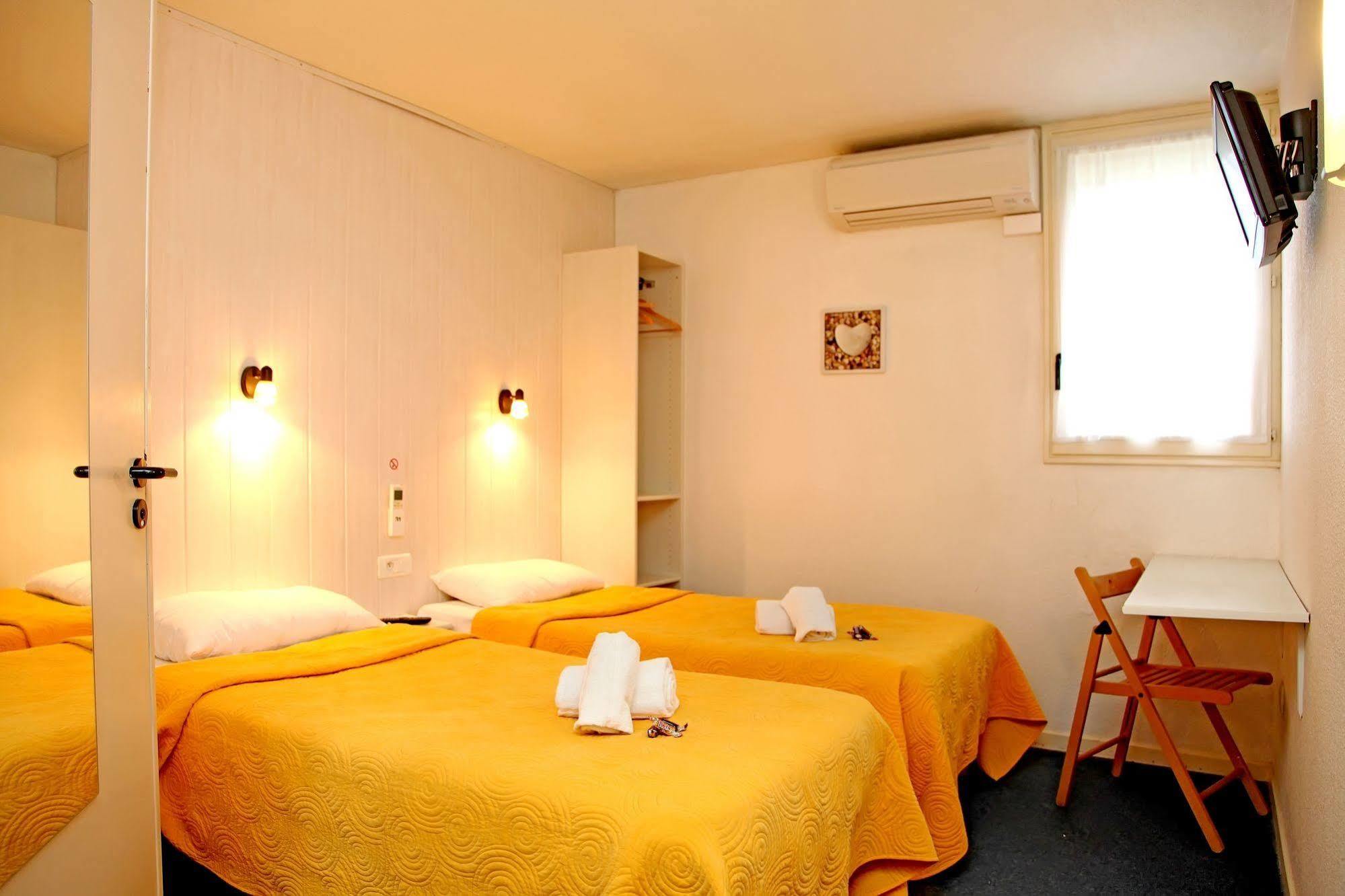 Logis Hotel- Hotel Restaurant Le Rialto Le Sequestre Zewnętrze zdjęcie